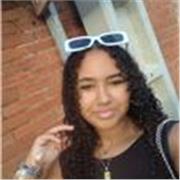 Me considero una persona comprensible y paciente . Mis clases van dirigidaas a  niños/niñas de 7 a 12 años.