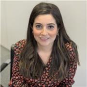 Soy Laura una economista apasionada por la enseñanza 📚. Master en Economía Aplicada🎓