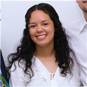 Professora de Química, normas de laboratório e metodologias de aprendizagem significativa