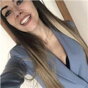 Laureata in Biotecnologie mediche con 110 e lode. Faccio lezioni private di materie scientifiche. Insegno chimica e biologia in una scuola privata