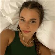 Ciao, se hai bisogno di un aiuto per i compiti di tutte le materie sono qua !