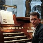 musicista compositore insegna a neofiti e musicisti di medio livello