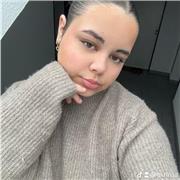 Ich biete Nachhilfe für Kinder der Klassen 1 bis 5 an. Ziel ist es, Freude an Englisch zu wecken und individuell zu fördern