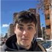 Persona titulada en economía con una experiencia de 2 años dando clases particulares