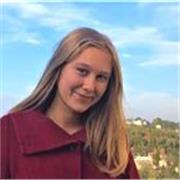 Deutschlehrerin Claudia: Online-Nachhilfe und Wien