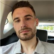 Nachhilfelehrer für Jura und Betriebswirtschaft