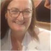 Hola soy Yolanda y me ofrezco para dar clases de catalán y castellano para extranjeros.