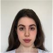 Studentessa universitaria impartisce lezioni di inglese a più livelli e materie scolastiche per le medie