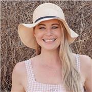 Native english teacher with 1 year experience
TEFL