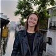 Diplomata in lingue propone lezioni di inglese per scuole medie e superiori