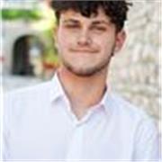 Supporto compiti efficace, studente universitario serio e disponibile