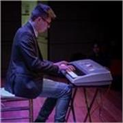 Profesor de música , principalmente de piano, clases de teoría y practica de piano