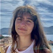 Buongiorno, sono una studentessa universitaria con un diploma di maturità scientifica e offro ripetizioni di italiano