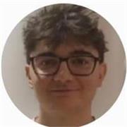 Estudiante de primer año de Ingeniería Mecánica en la UR, titulado en Bachillerato Internacional (modalidad científico). 