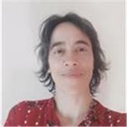 Profesora de español para extranjeros con experiencia trabajando con diversas nacionalidades, trabajo online o presencialmente.