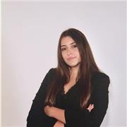 Soy graduada universitaria y quiero comenzar a dentrarme en el mundo de la docencia. Emplear esta plataforma me parece una oportunidad perfecta. Soy una persona empática, atenta y con mucha paciencia. A lo largo de mi vida siempre he estado rodeada de niñ