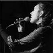 Profesora de francés nativa. 
Particulares des hace 15 años. 