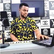 Hi, I'm David, a certified and passionate piano tutor. My lessons are aimed at anyone eager to learn or improve their piano skill