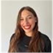 Soy una persona responsable y cercana, con experiencia en refuerzo escolar, acompañamiento educativo y cuidado infantil.