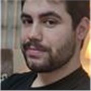 Especialista en Dibujo Técnico con Máster en Profesorado de Educación Secundaria.