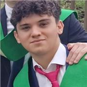 Antiguo estudiante de bachillerato con buenas notas y con ganas de aprovechar el tiempo