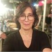Soy paciente y me da bien enseñar matemáticas y letras a niños pequeños.