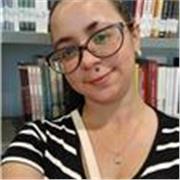 Professora de Biologia com aulas personalizadas para o teu objetivo