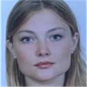 Madrelingua francese, possiedo anche il C2 di francese