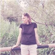 Profesora de español para niños de edad escolar.