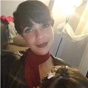 Soy monitora de Educación Infantil y estoy aquí para enseñar a los alumnos de cualquier curso de primaria.