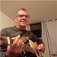 Profesor de música a domicilio para Piano y guitarra