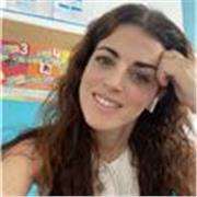 Profesora de Educación Primaria, con especialidad en PT y matemáticas.