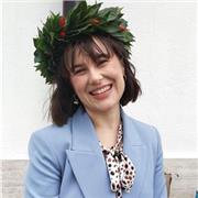 Neolaureata in Lingue e Letterature straniere offre ripetizioni online di russo e tedesco, materie umanistiche e aiuto compiti online.