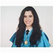 Licenciada en Filología Inglesa con Master en EEUU