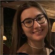 Bachillerato Humanístico Social, y CFGS Marketing y Publicidad