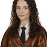 Profesora de ciencias, música y programación para niños y adolescentes