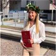 Psicologa dello sviluppo che impartisce lezioni di varie materie (elementari e medie)