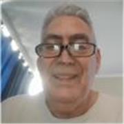 Profesor senior ofrece clases personalizadas en ingles y español. Tengo un pregrado en español y post-grado en Lingüística
