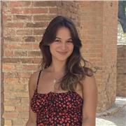 Etudiante en dernière année de licence de Sciences de la vie à l’ENS paris saclay, je serais ravie de t’aider en ligne ou si tu habites près de Orsay ( 91)  pour mieux comprendre la biologie