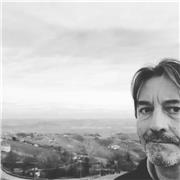 Libero professionista , deigner di interni, grafica , industial, arte