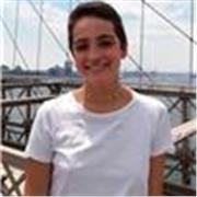 Profesora nativa imparte clases de español a extranjeros