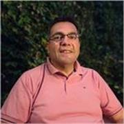 Professeur natif d' espagnol avec 15 ans d'expérience offre des cours particuliers d' espagnol pour jeunes et adultes .