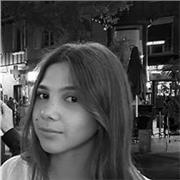 Étudiante en Droit , je propose des cours de soutien en anglais et en français pour des élèves de la primaire au collège