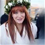 L'italiano è la mia passione, sono laureata e motivata.