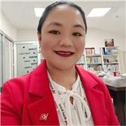 Experienced English teacher offering engaging lessons for students of all ages