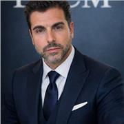 Profesor de administración y dirección de empresas. Especialidad en dirección comercial y marketing. Para todos los públicos.