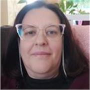 Professeur particulier donne des cours d'anglais en ligne à tous les niveaux et préférablement à des jeunes adultes ou adultes