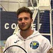 Professeur diplômé (Tennis 1/6 et ex joueur universitaire américain & Padel ex-top 500) — Cours tous niveaux