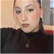 Soy una chica que lleva en el mundo de las artes toda su vida casi