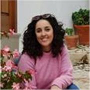 Profesora de ciencias imparte clases de primaria, secundaria y bachillerato